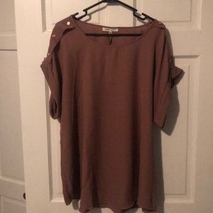 Blouse with boatneck collar